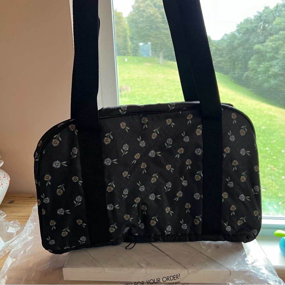 Thirty-one All Packed Mini Duffle in Ditzy Daisy